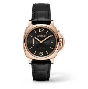 The 38 mm fake Panerai Luminor Due PAM00908 watches are made from red gold and black leather straps. 