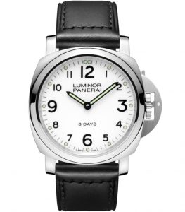 The sturdy fake Panerai Luminor PAM00561 watches are made from stainless steel.