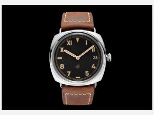 The 47 mm replica Panerai Radiomir California PAM00424 watches have black dials with luminant details.