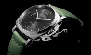 The 38 mm fake Panerai Luminor Due PAM00755 watches have carbonarius dials.