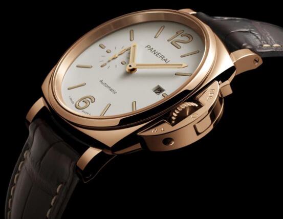 The Goldtech is especially designed by Panerai which has been protected by the patents.