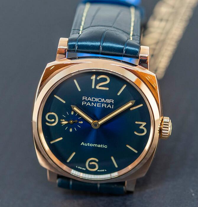 Best fake watches keep impressive with blue color.